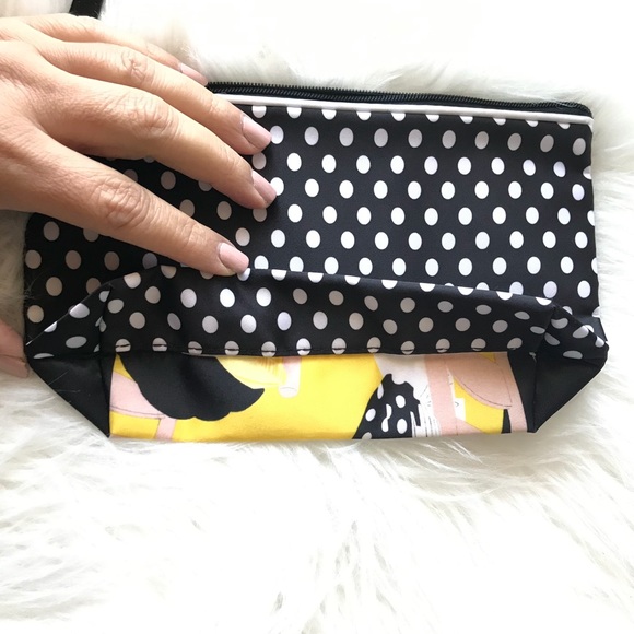 Harpers Bazaar Retro Cosmetics Pouch - Picture 3 of 3